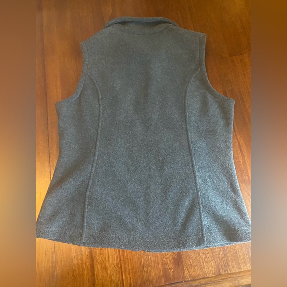 Columbia Women’s Charcoal Gray Fleece Vest - Picture 3 of 3